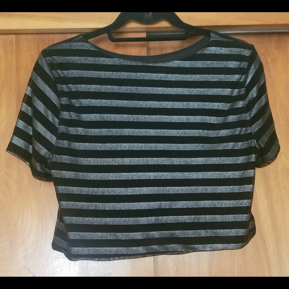 BCNU mesh, cropped striped T - Picture 2 of 2